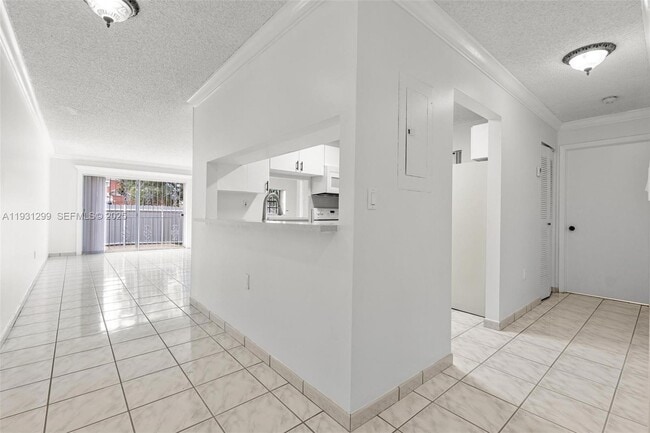 Foto del edificio - 12450 NW 7th Ln