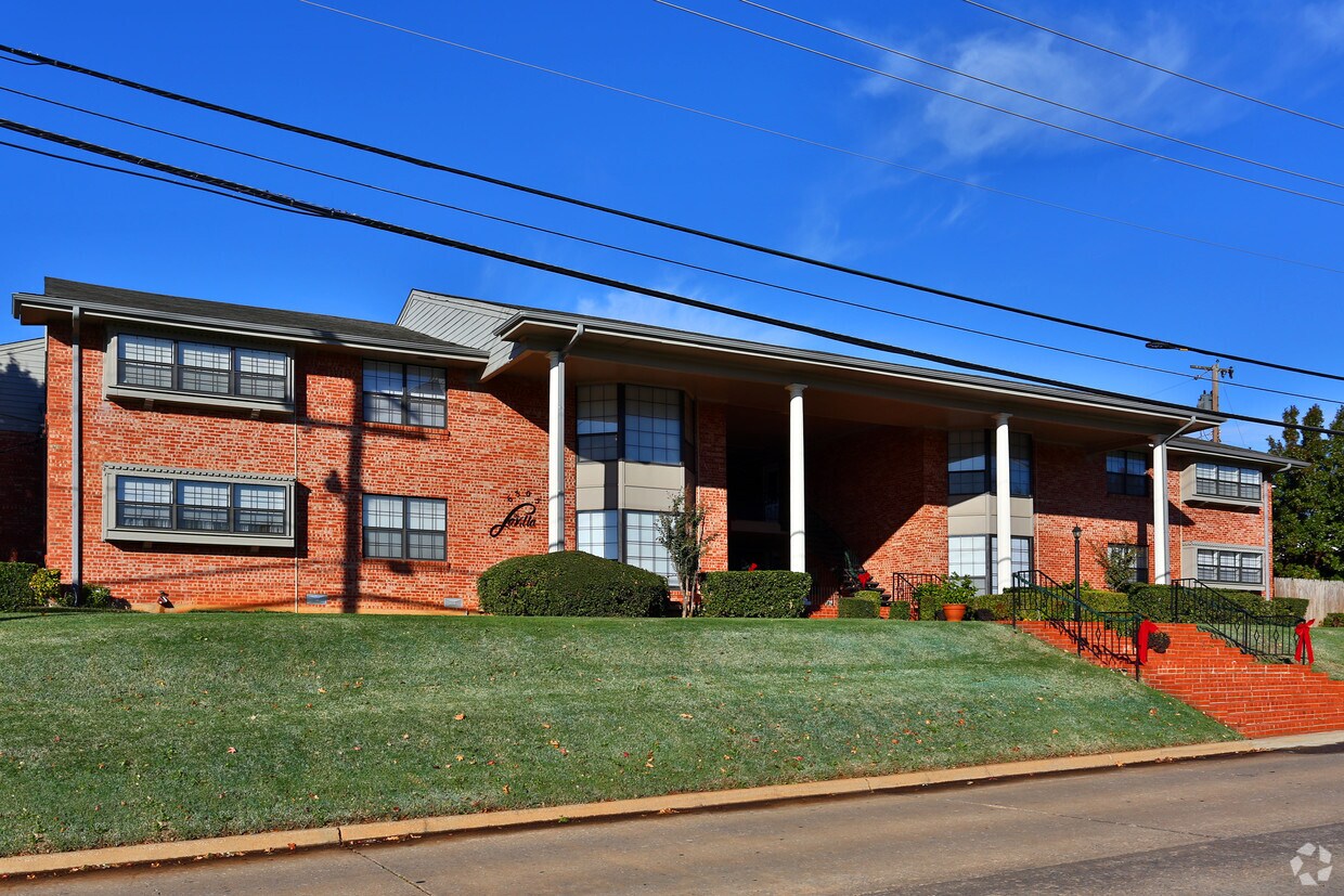LaVilla Apartments in Oklahoma City, OK