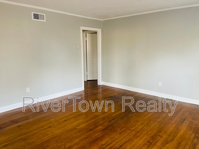 Building Photo - 1628 Amarillo St