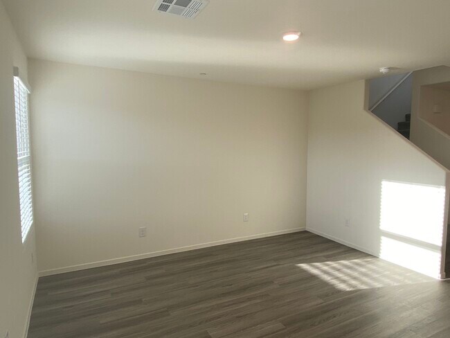 Foto del edificio - 9365 Quiet Lagoon St