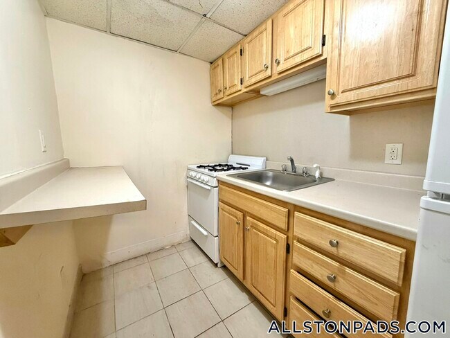 Foto del edificio - 1144 Commonwealth Ave