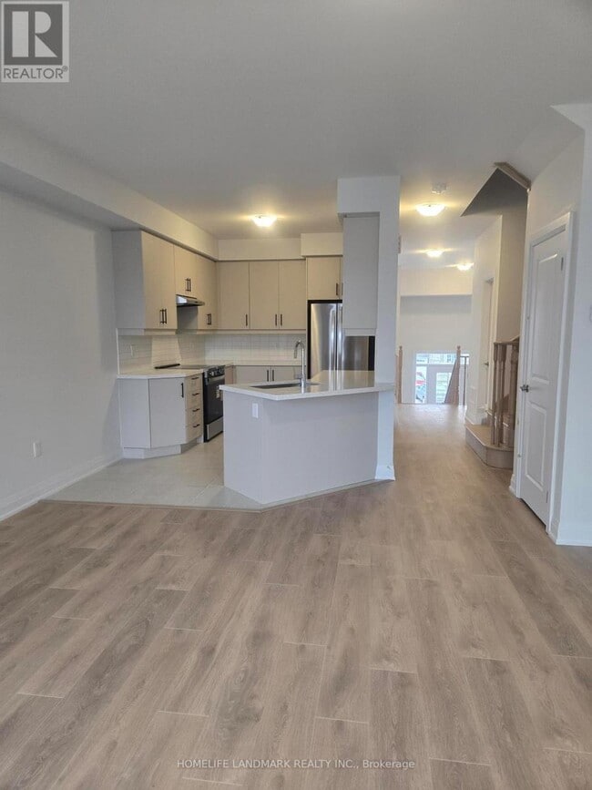 Building Photo - 171 Seguin St