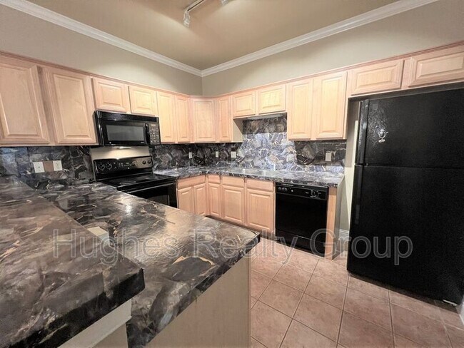 Building Photo - 809 Summer Breeze Dr