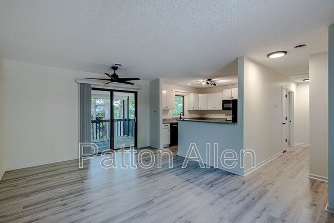 Building Photo - 104 Glenn Bridge Rd