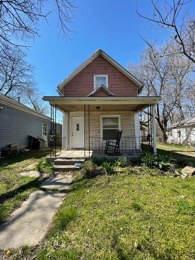 209 Congress St, Emporia, KS 66801 - House Rental in Emporia, KS ...