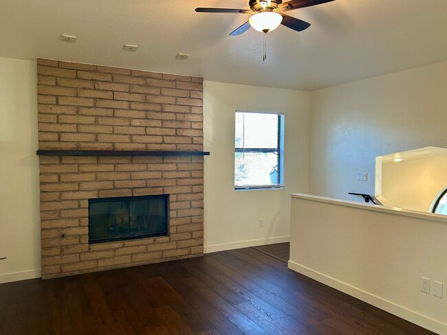 Building Photo - 1601 San Pascual St