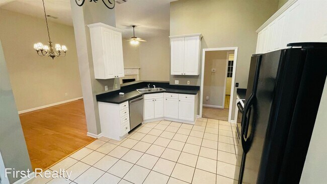 Foto del edificio - 3 br, 2 bath House - 407 Arnell Lane