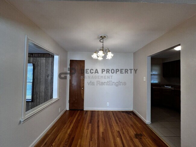 Foto del edificio - 10205 Cabot Dr
