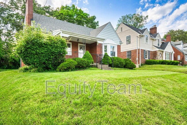 Building Photo - 6819 Elwynne Dr