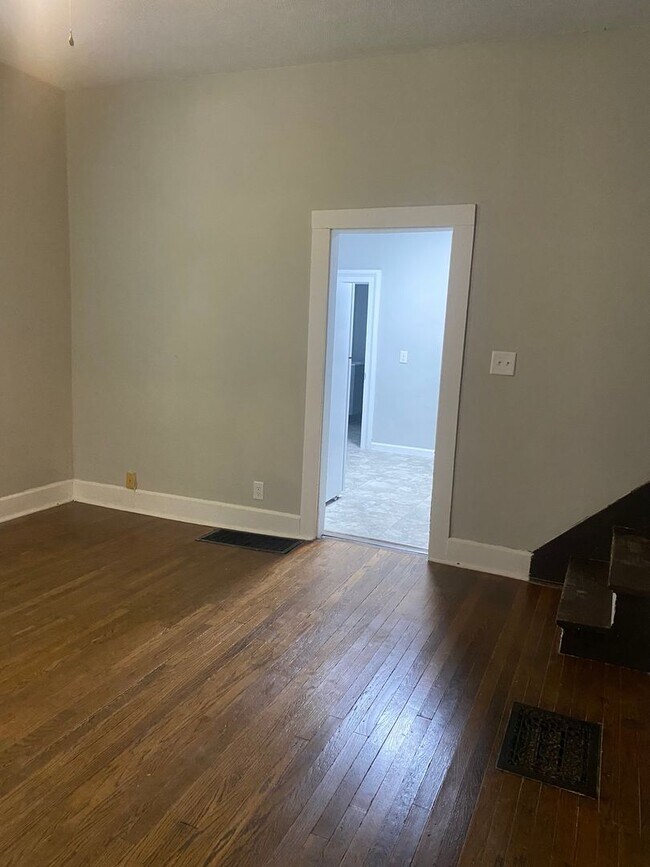 Foto del edificio - 625-627 S 10th Street