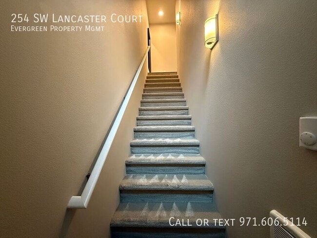 Foto del edificio - 254 SW Lancaster Ct