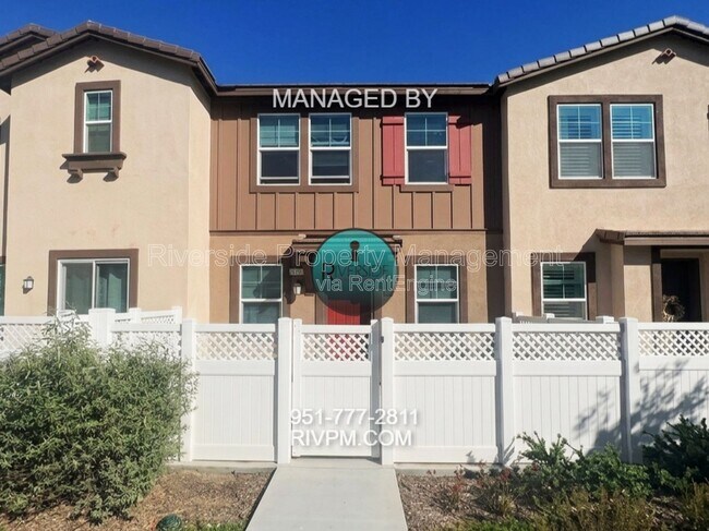 Foto del edificio - 34495 Agave Dr