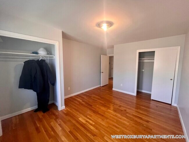 Foto del edificio - 528 VFW Parkway