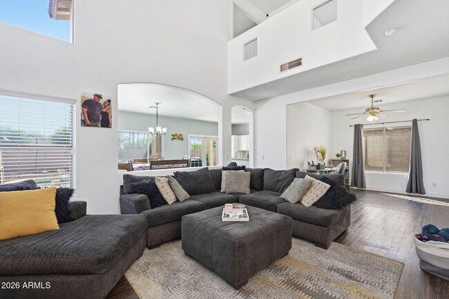 Foto del edificio - 2033 N 107th Dr