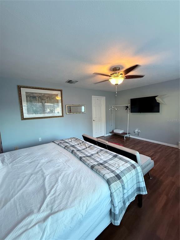 Foto del edificio - 10796 Oakdale Terrace