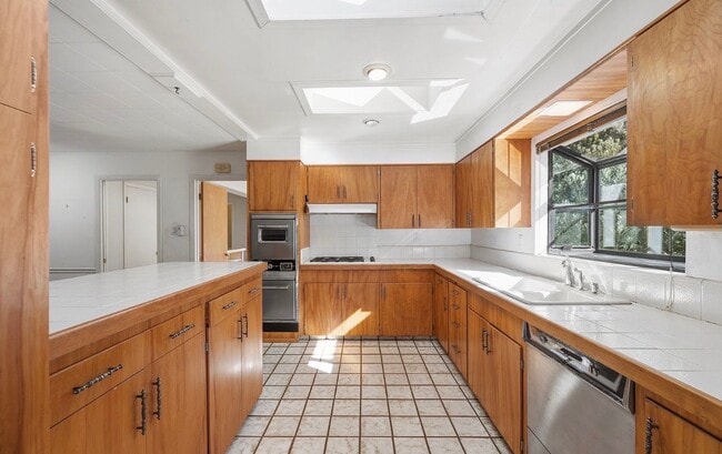 Foto del edificio - 70 Tiptoe Ln