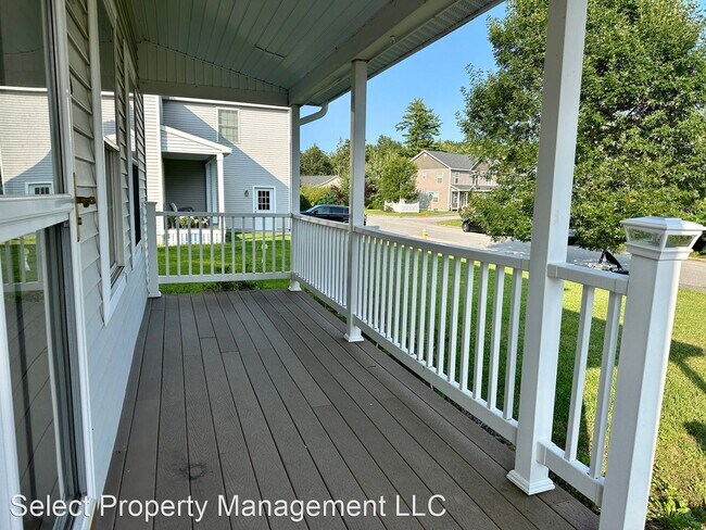 Building Photo - 3 br, 1.5 bath House - 39 Merganser St