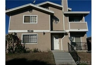Building Photo - 1539 W 206th St