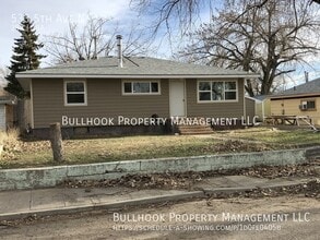Building Photo - 533 5th Ave N