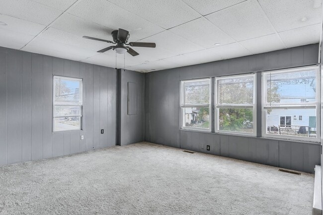 Building Photo - 212 Beaver Rd