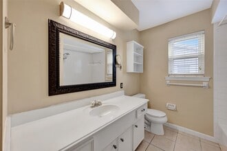 Building Photo - 1710 San Sebastian Ln