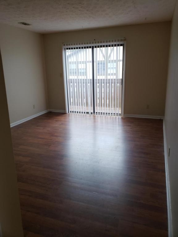 Building Photo - 1736 B Wesley Way