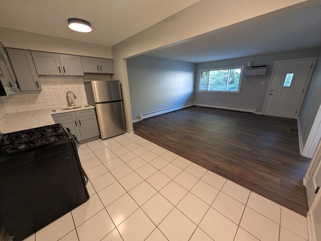 Foto del edificio - 7925 W 103rd St