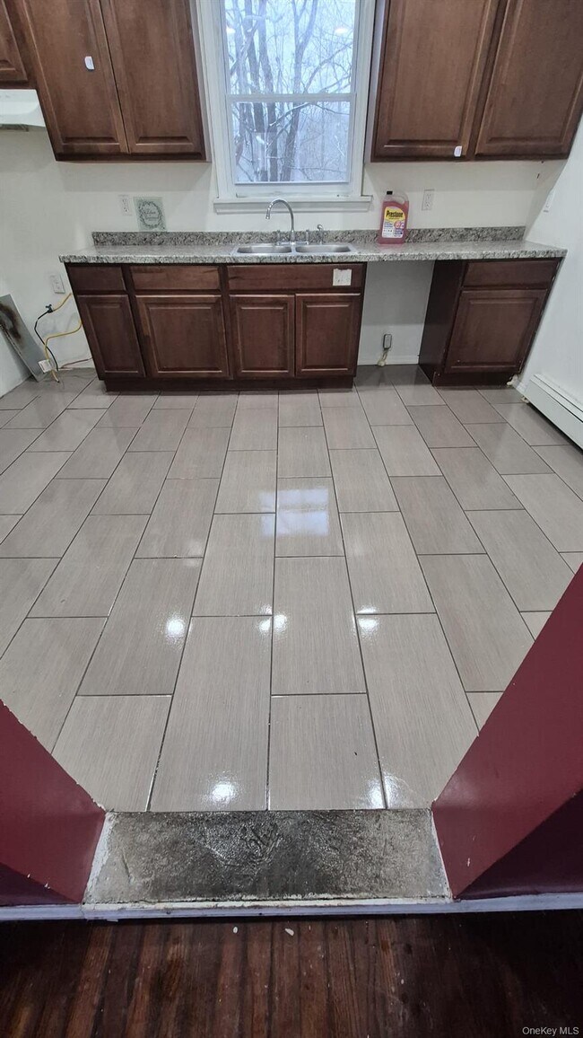 Foto del edificio - 6221 NY-42