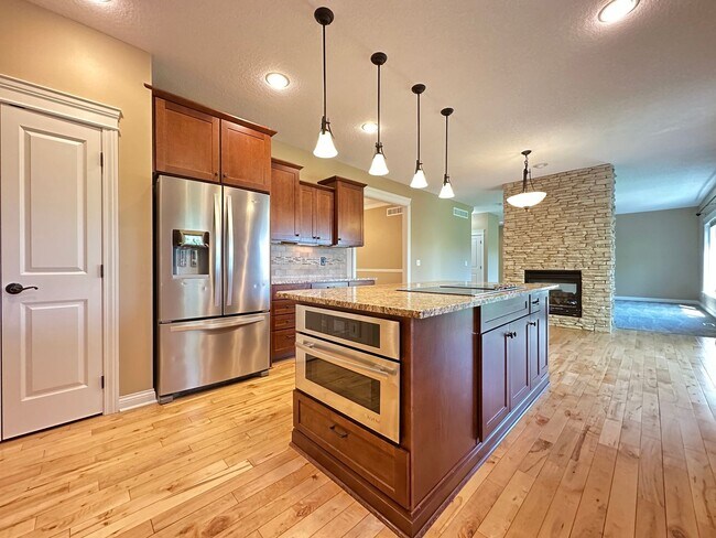 Foto del edificio - Astonishing 5 bedroom 3.5 Bath Home