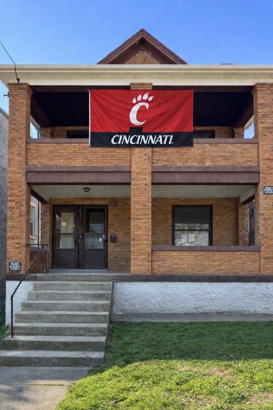 Photo - 311 Hilton Pl (Cincinnati, OH)