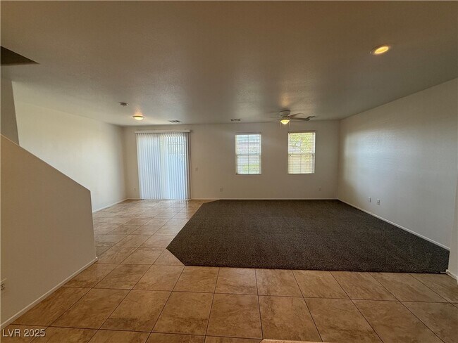 Building Photo - 6128 Pine Villa Ave