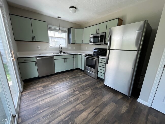 Foto del edificio - 2014 Tourmaline Dr