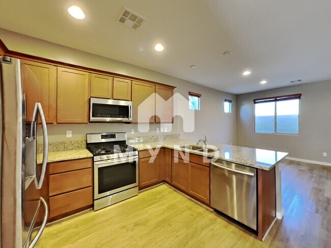 Foto del edificio - 5014 Fiery Sky Ridge St Spring