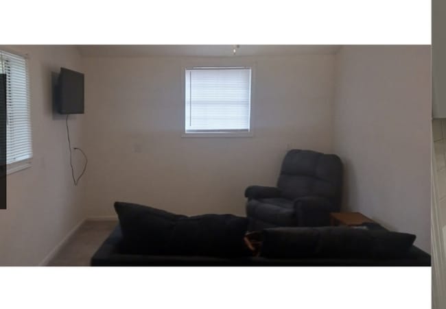 Building Photo - 2835 Wise St