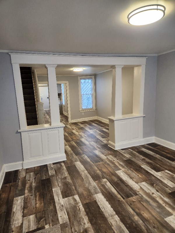 Building Photo - 958 E Princess St