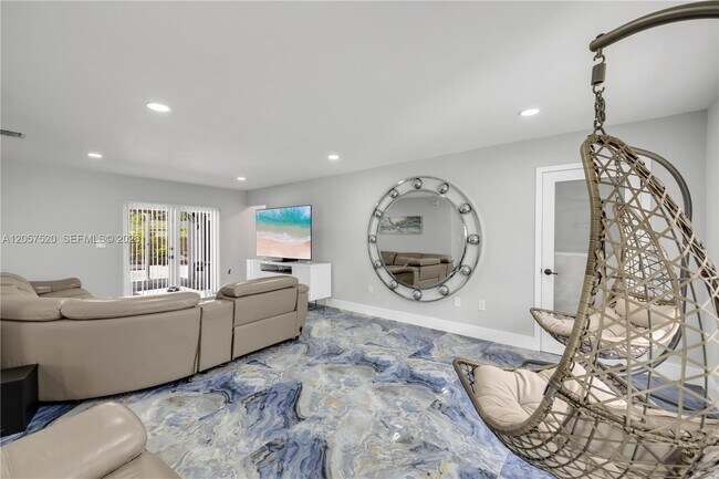 Foto del edificio - 10350 SW 48th St
