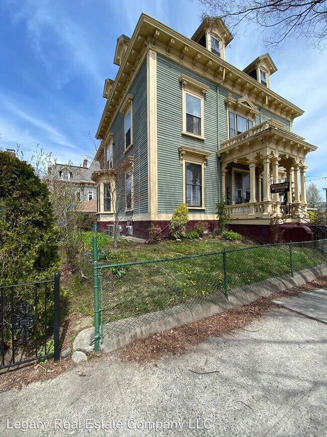 401 Broadway, Providence, RI 02909 Apartment for Rent in Providence