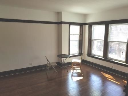 Building Photo - 5315 N Kimball Ave