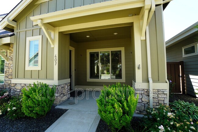 Foto del edificio - 407 W Pavilion Ln