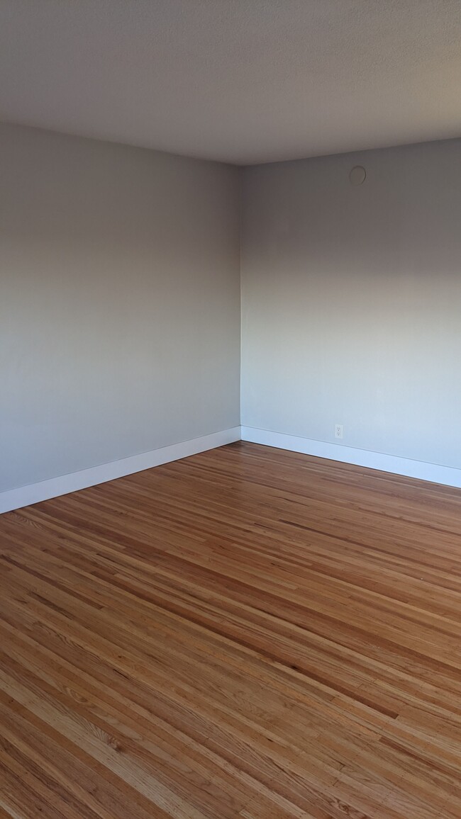Photo du bâtiment - 621 Twelfth St