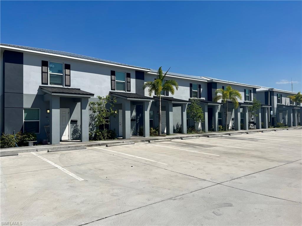 Foto del edificio - 710 W C Owen Ave