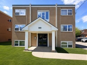Building Photo - 301 Indian Rd S
