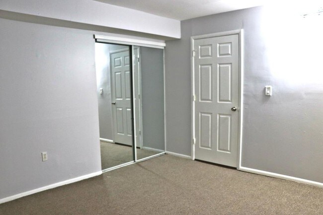 Foto del edificio - 421 Travis Avenue