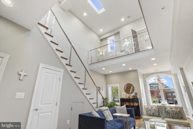 Foto del edificio - 636 Q St NW
