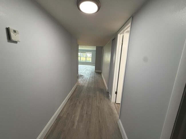 Building Photo - 7355 Woodmont Ter