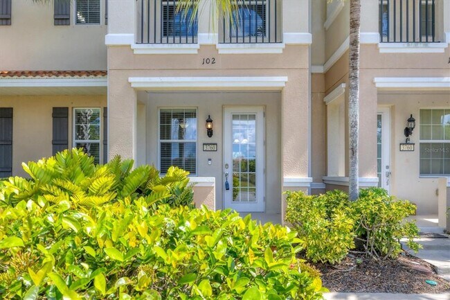 Foto del edificio - 3760 82nd Ave Cir E