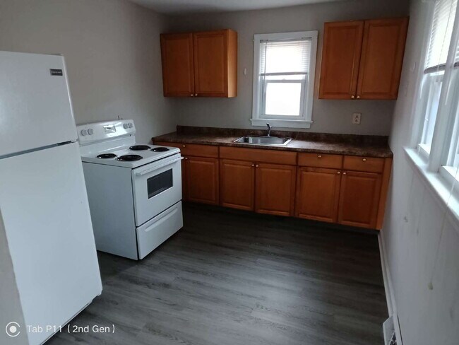 Foto del edificio - For Rent - 2 bedroom 1 bath Bungalow in Gibbstown, NJ
