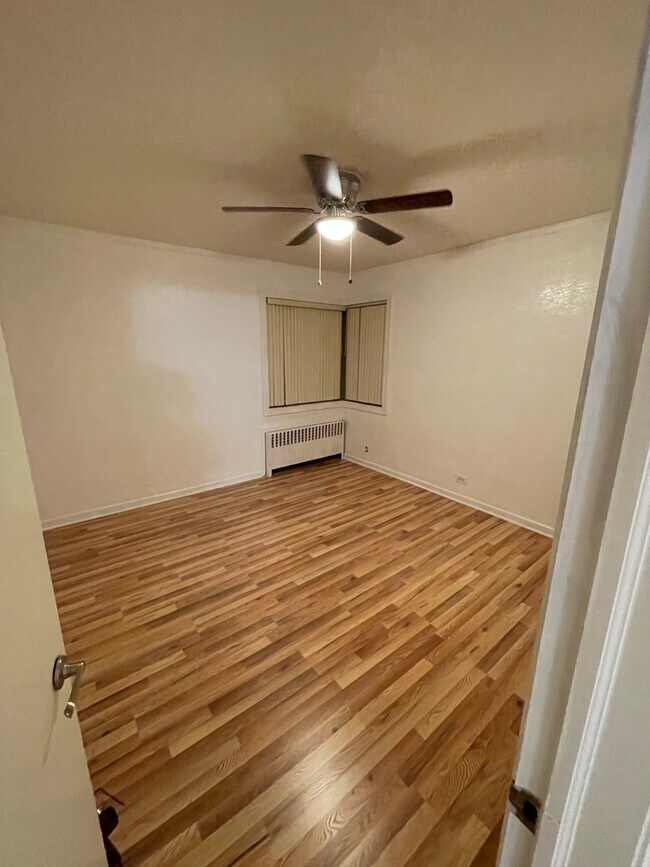 Foto del edificio - 1850 Ridgeland Ave