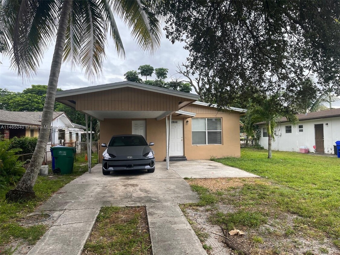 Primary Photo - 2880 NW 12th Ct