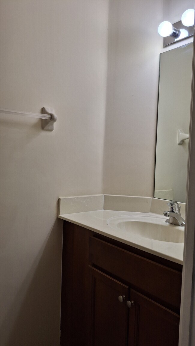 Foto del edificio - 8760 NW 97th Ave